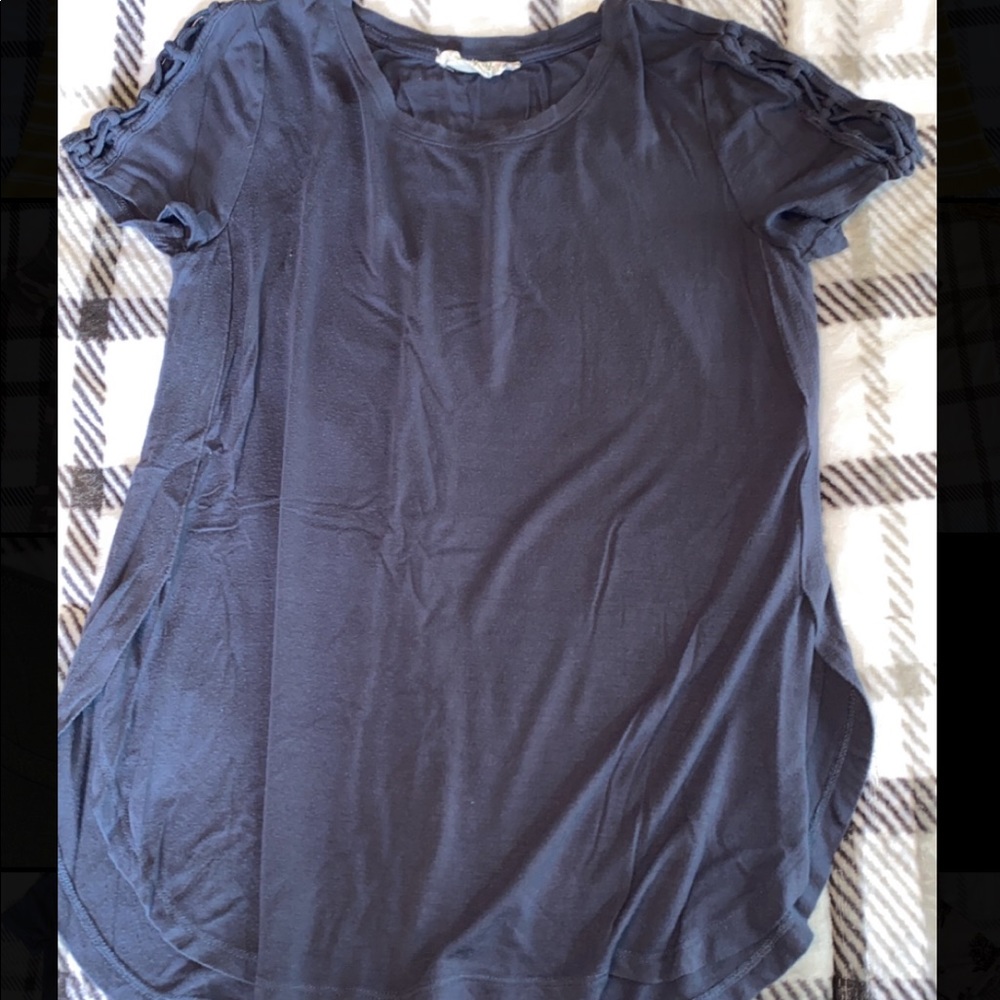Size small dark blue shirt.
